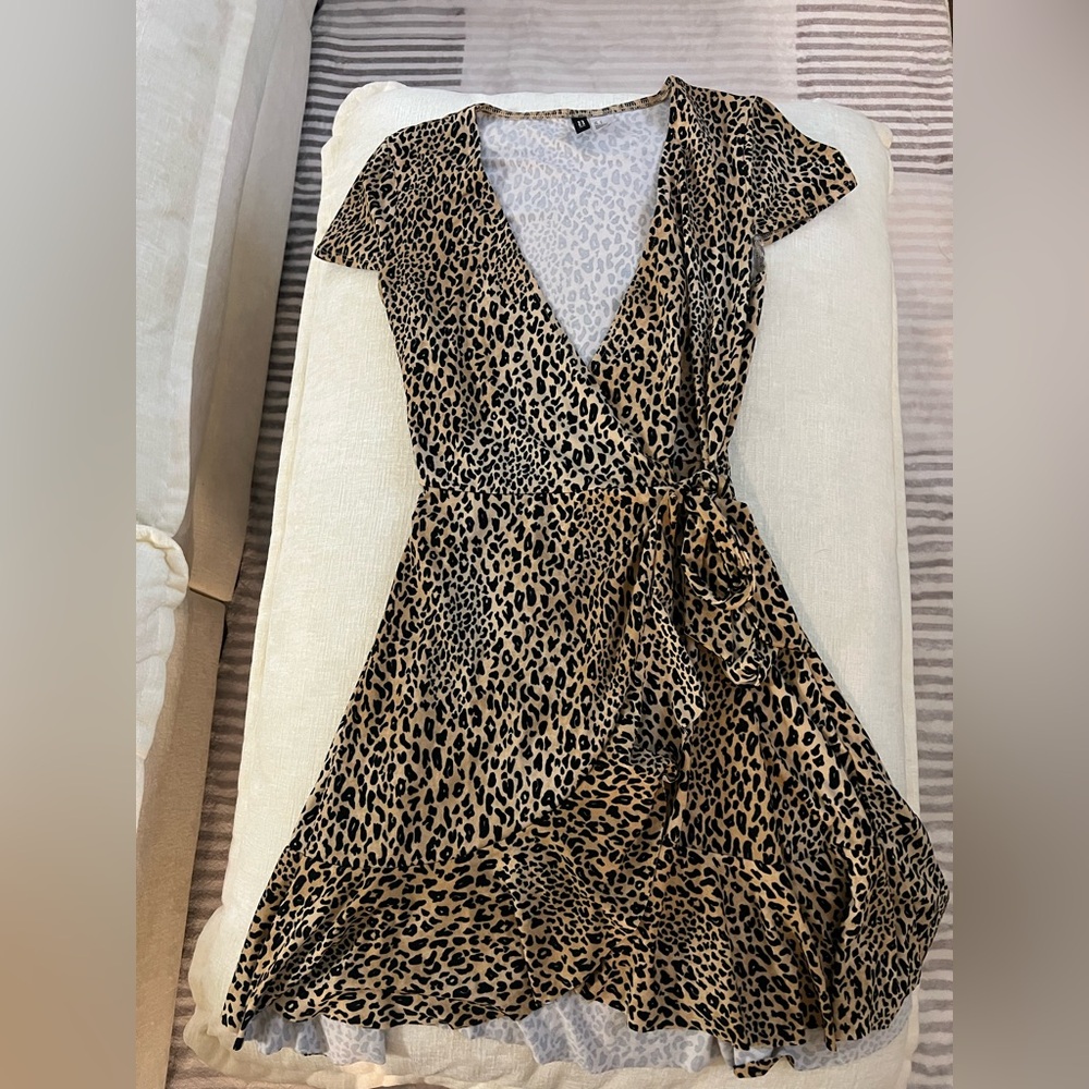 Cheetah wrap dress size 0